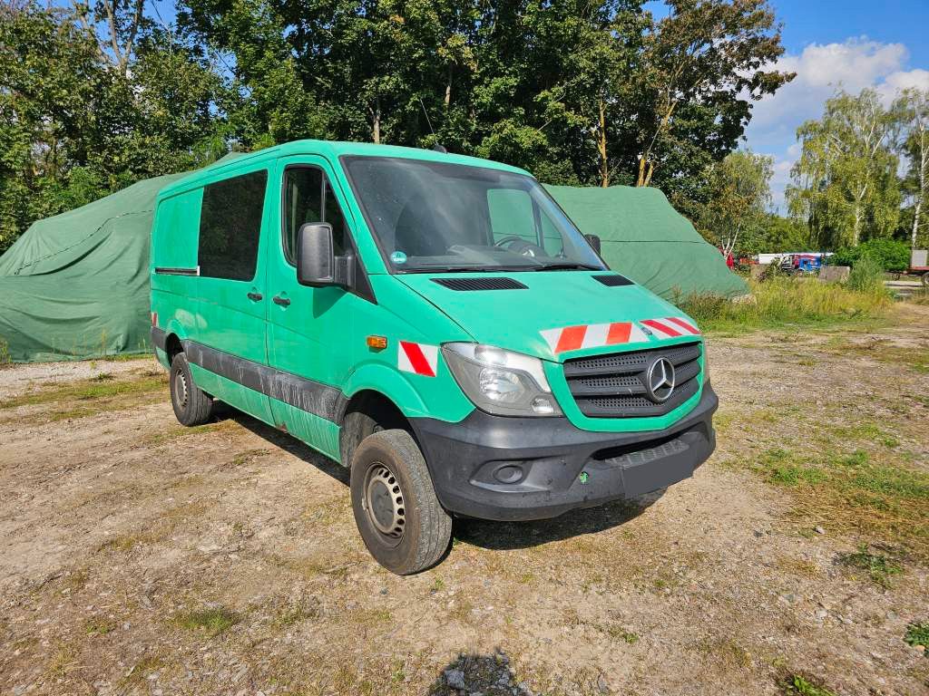 Fahrzeugabbildung Mercedes-Benz 313 Sprinter 4x4 Allrad zuschaltbar + untersetzt