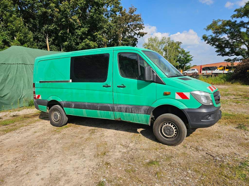 Fahrzeugabbildung Mercedes-Benz 313 Sprinter 4x4 Allrad zuschaltbar + untersetzt