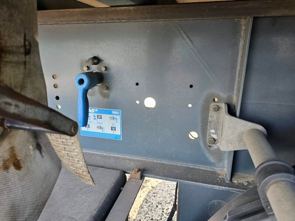 Fahrzeugabbildung Reisch 50 cbm, Pendelklappe, Lift, Lastmanometer, BPW