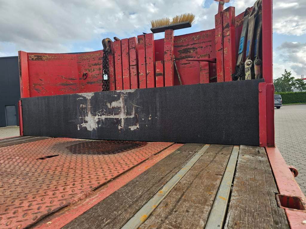 Fahrzeugabbildung ES-GE 4 Achs hyfr. zwangsgelenkte Plattform, 38.580 mm