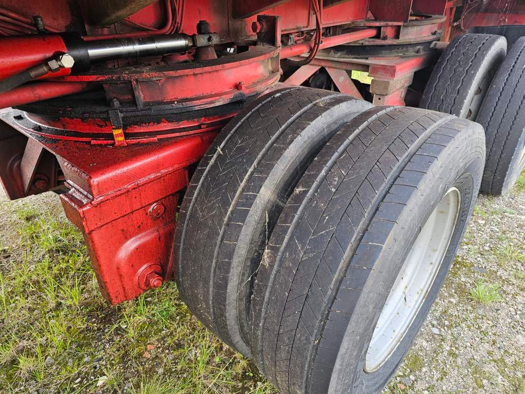 Fahrzeugabbildung ES-GE 4 Achs hyfr. zwangsgelenkte Plattform, 38.580 mm