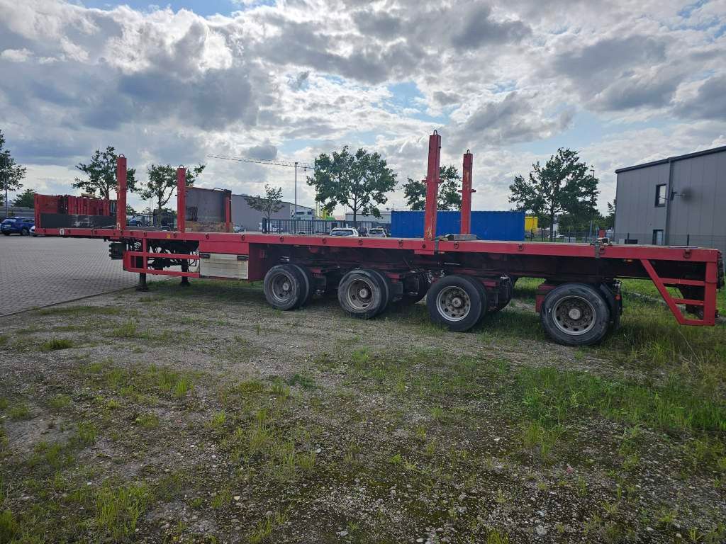 Fahrzeugabbildung ES-GE 4 Achs hyfr. zwangsgelenkte Plattform, 38.580 mm