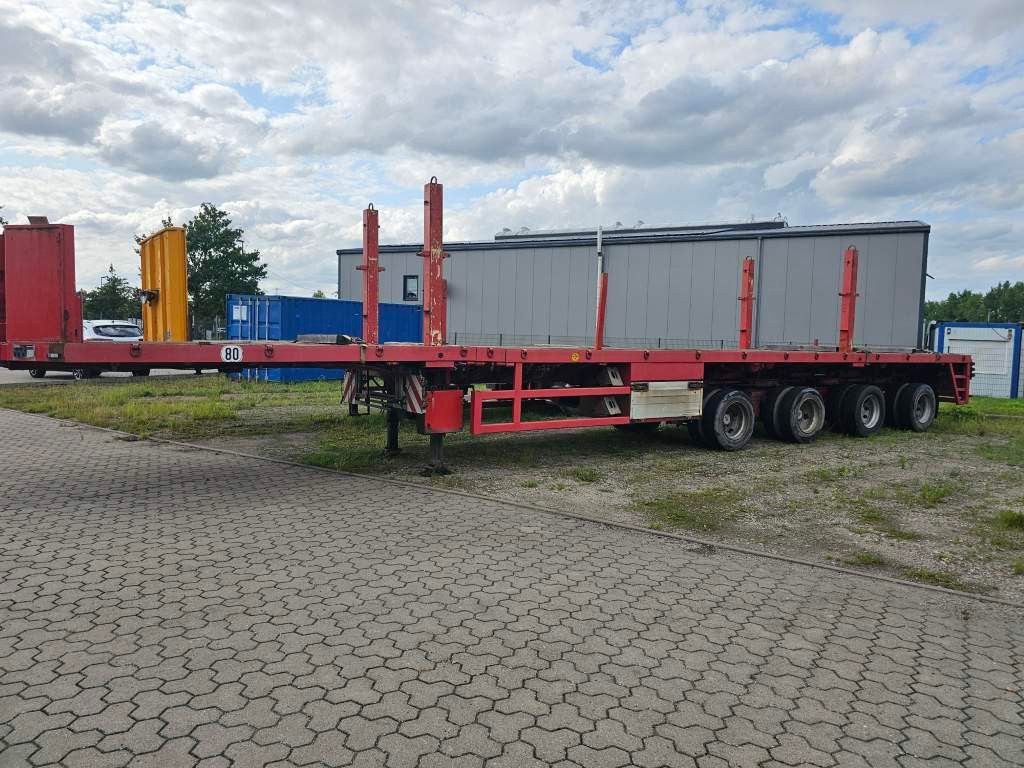 Fahrzeugabbildung ES-GE 4 Achs hyfr. zwangsgelenkte Plattform, 38.580 mm