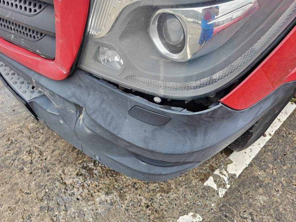 Fahrzeugabbildung Mercedes-Benz 313 CDI maxi lang&hoch, leichter Unfall