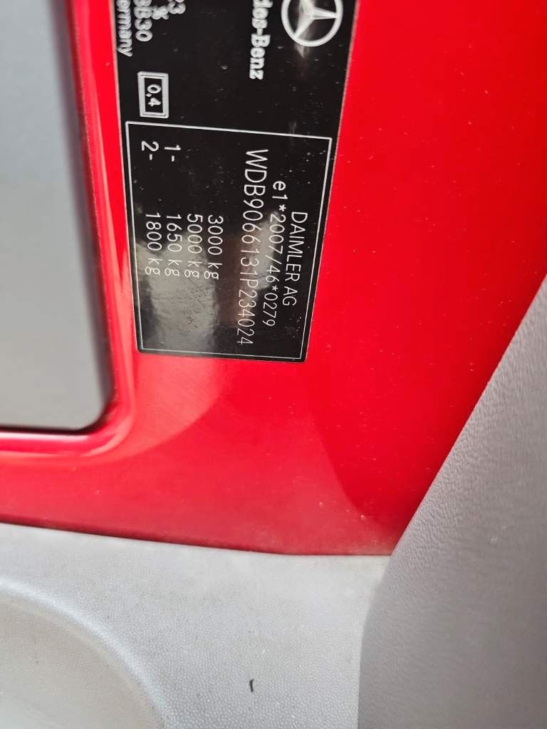 Fahrzeugabbildung Mercedes-Benz 313 CDI maxi lang&hoch, leichter Unfall