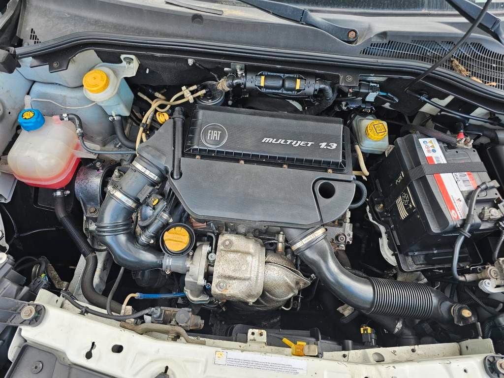 Fahrzeugabbildung Fiat Doblo 90 Multijet