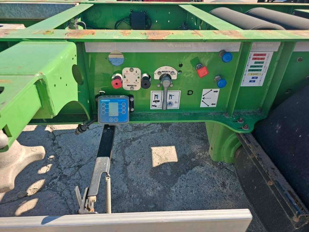 Fahrzeugabbildung Wielton Vario Containerchassis, Reifendruckkontrolle