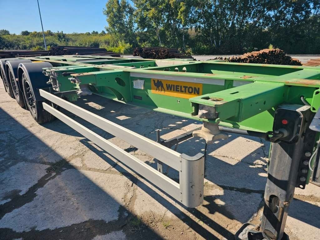 Fahrzeugabbildung Wielton Vario Containerchassis, Reifendruckkontrolle