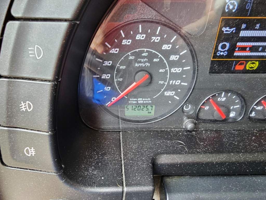 Fahrzeugabbildung Iveco 460 Stralis Hi Way, Retarder, durchrepariert,CNG