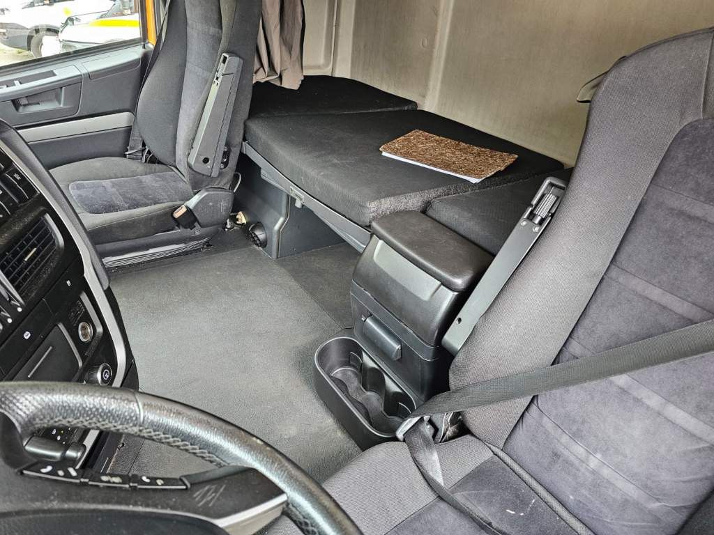 Fahrzeugabbildung Iveco 460 Stralis Hi Way, Retarder, durchrepariert,CNG