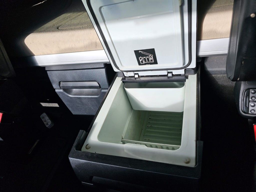 Fahrzeugabbildung Mercedes-Benz 2542 6y2/2, 2. Achse Liftachse, Klima-Automat, 2