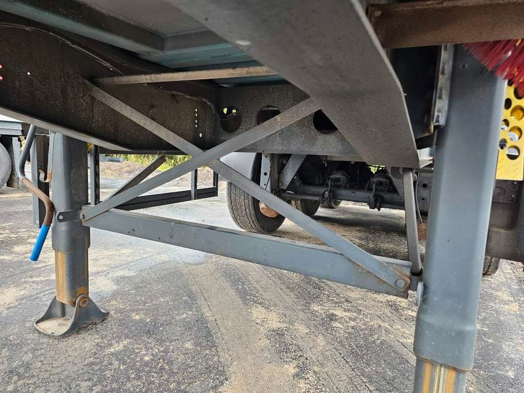 Fahrzeugabbildung Reisch 50 cbm Alumulde, Lift, Kornschieber