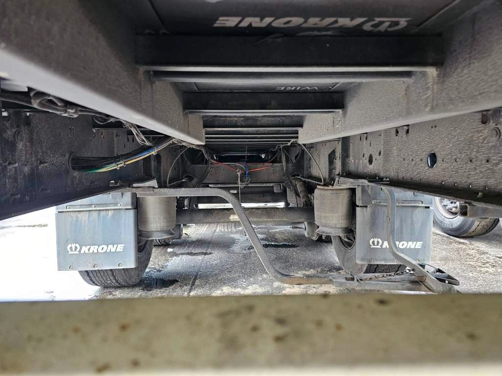 Fahrzeugabbildung Krone Gardine Standard Liftachse Krone Scheibe Zollsch