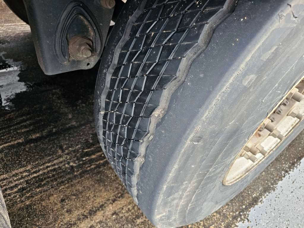 Fahrzeugabbildung Krone Gardine Standard Liftachse Krone Scheibe Zollsch