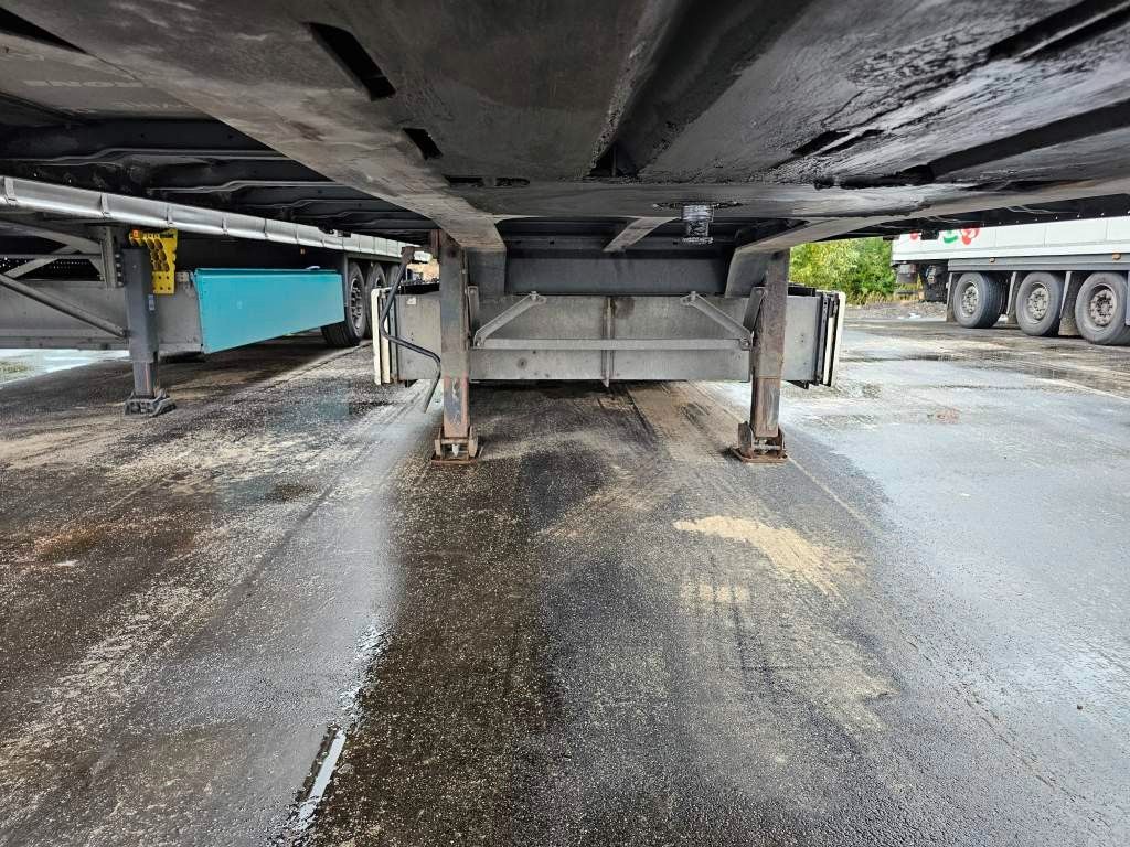 Fahrzeugabbildung Krone Gardine Standard Liftachse Krone Scheibe Zollsch