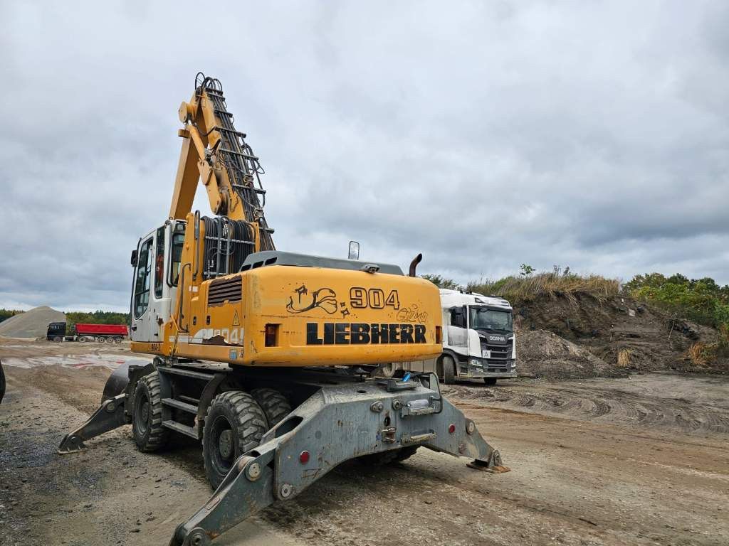 Fahrzeugabbildung Liebherr A 904-2 C Litronic mit fahrbarer  Kabine, Klima