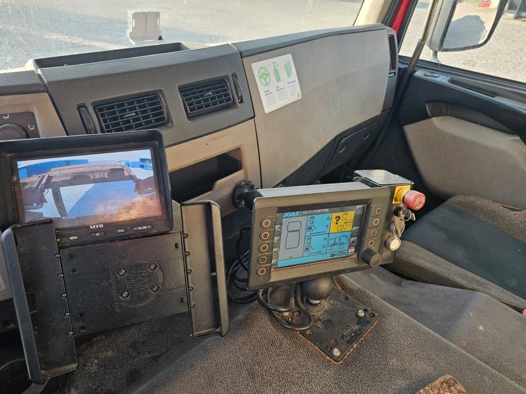 Fahrzeugabbildung Volvo FE 320 6x2 Müllwagen, 2 Kammern, Joab 18,7 cbm