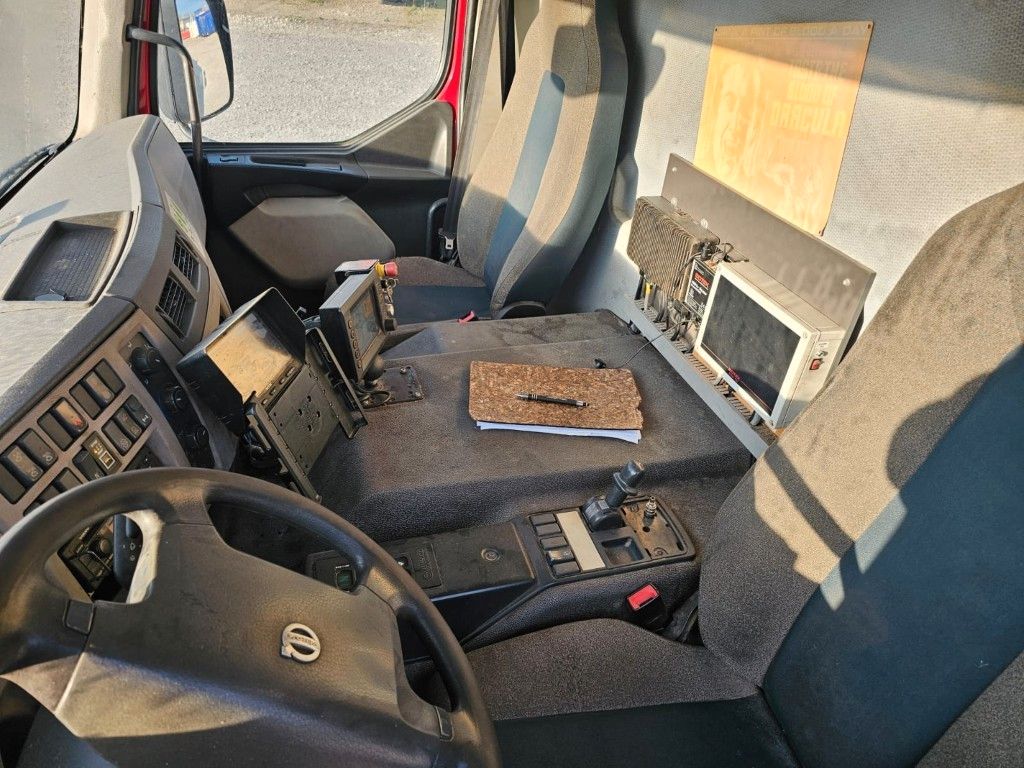 Fahrzeugabbildung Volvo FE 320 6x2 Müllwagen, 2 Kammern, Joab 18,7 cbm