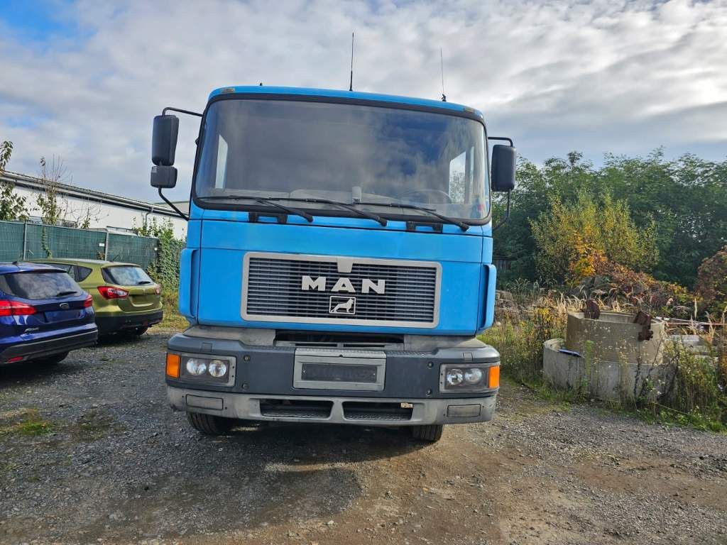 Fahrzeugabbildung MAN 26.293 6x4 Betonmi. 8 cbm Intermix Trommel v2001