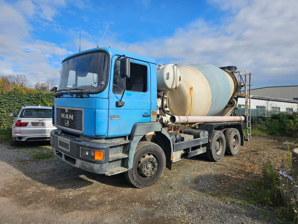 Fahrzeugabbildung MAN 26.293 6x4 Betonmi. 8 cbm Intermix Trommel v2001
