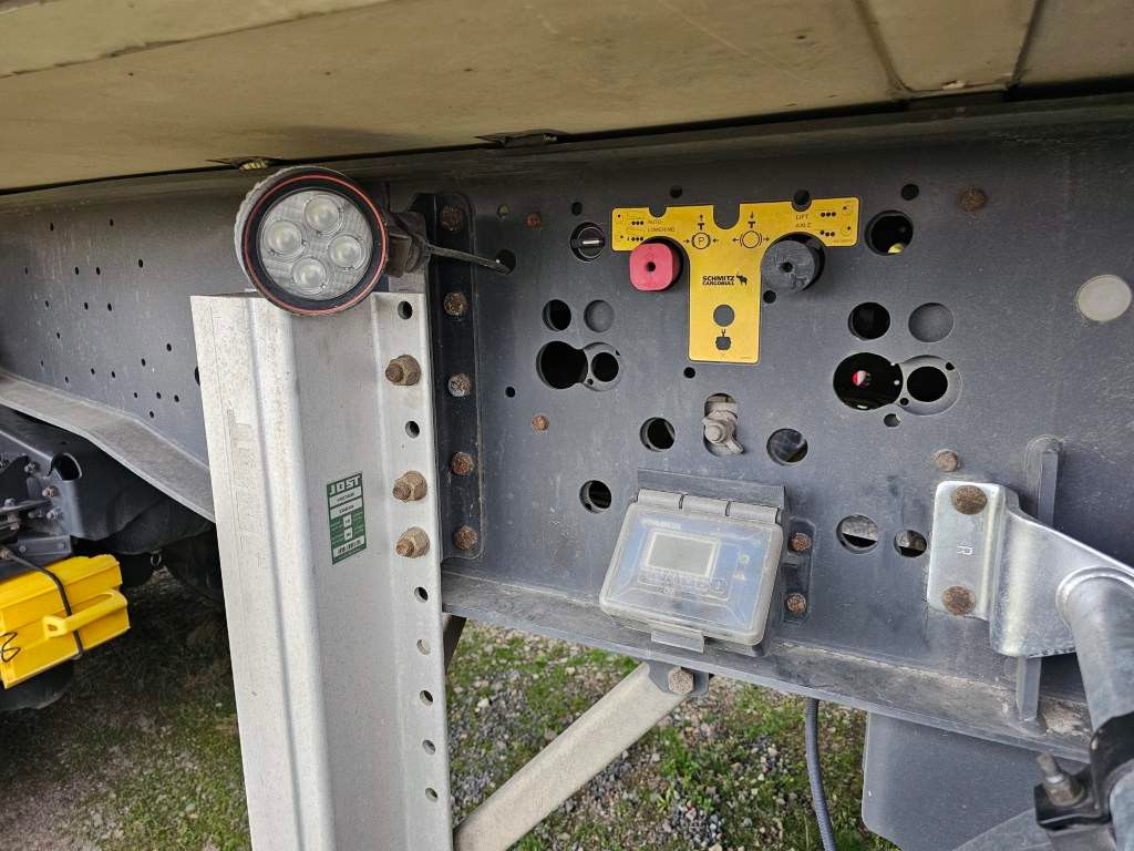 Fahrzeugabbildung Schmitz Cargobull 25 cbm Thermo-Mulde, Lift, ALCOA LM