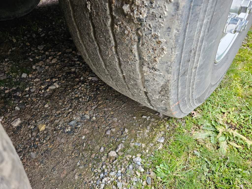 Fahrzeugabbildung Schmitz Cargobull 25 cbm Thermo-Mulde, Lift, ALCOA LM