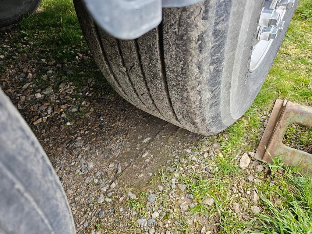 Fahrzeugabbildung Schmitz Cargobull 25 cbm Thermo-Mulde, Lift, ALCOA LM