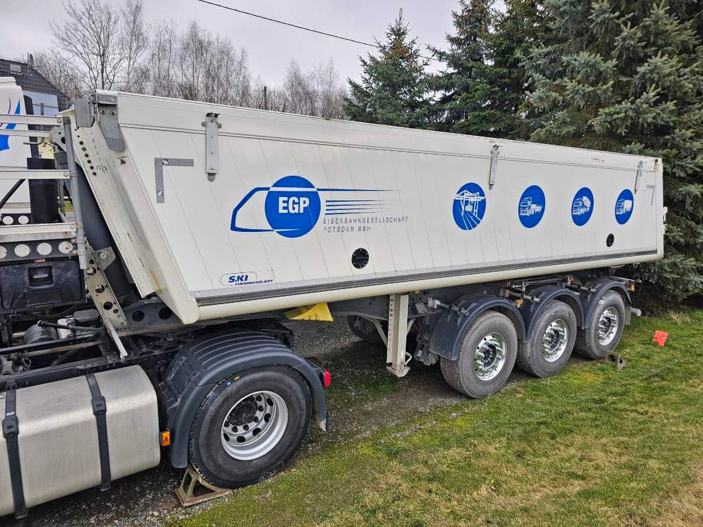 Fahrzeugabbildung Schmitz Cargobull 25 cbm Thermo-Mulde, Lift, ALCOA LM