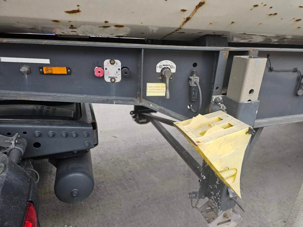 Fahrzeugabbildung Kempf 55 cbm Stahl, Lift, ALCOA, Kornschieber