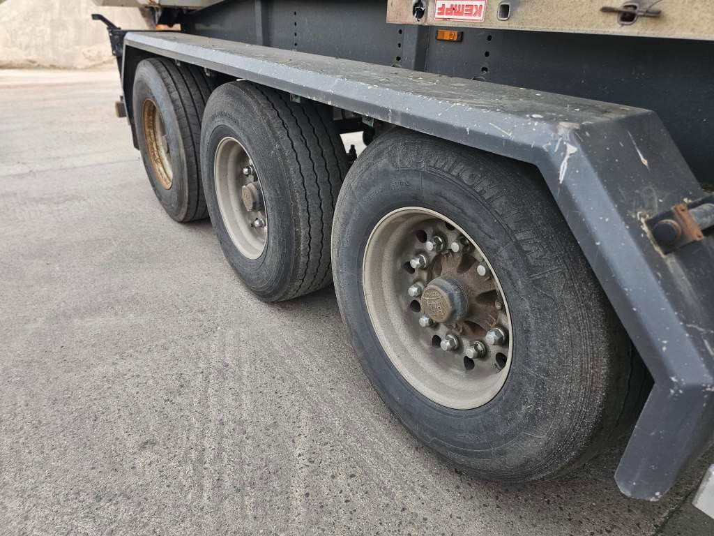 Fahrzeugabbildung Kempf 55 cbm Stahl, Lift, ALCOA, Kornschieber