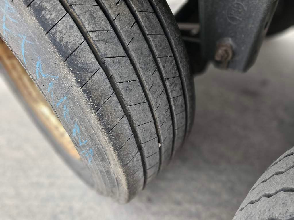 Fahrzeugabbildung Kempf 55 cbm Stahl, Lift, ALCOA, Kornschieber