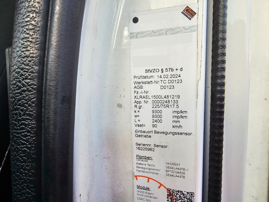 Fahrzeugabbildung DAF LF 180 Koffer, Ladebordwand, Klima