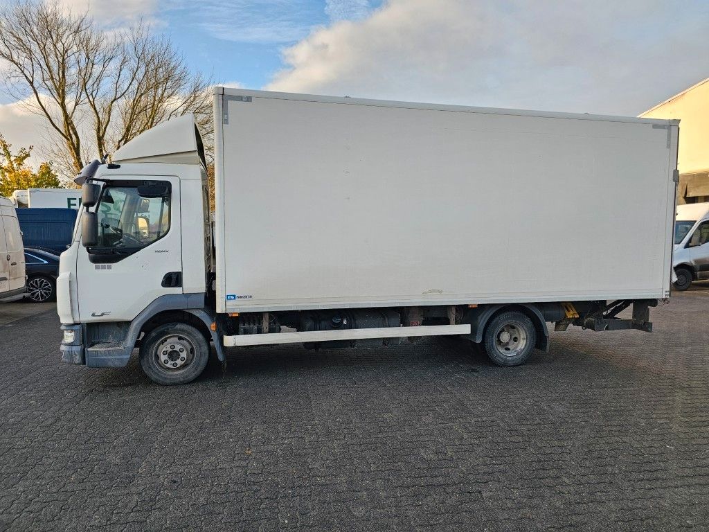 Fahrzeugabbildung DAF LF 180 Koffer, Ladebordwand, Klima