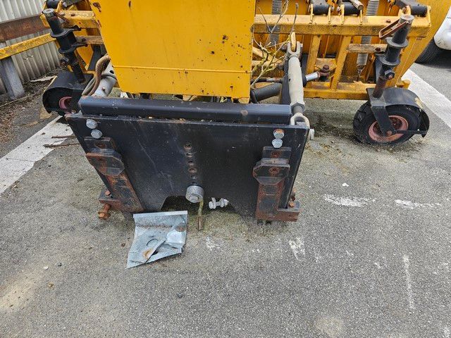 Fahrzeugabbildung Andere Schneepflug/ Schneeschiebeschild Fa. MF Maskiner