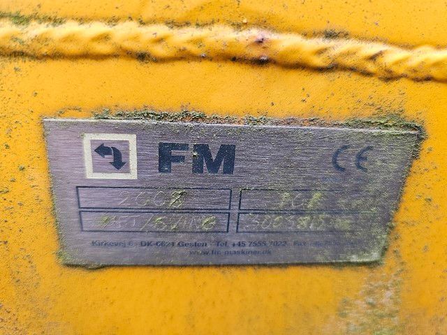 Fahrzeugabbildung Schmidt Schneepflug/ Schneeschiebeschild Fa. MF Maskiner