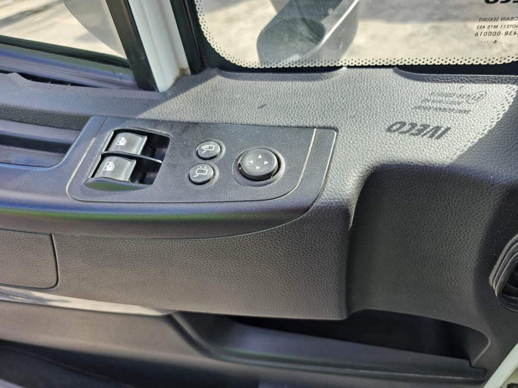 Fahrzeugabbildung Iveco 480 Stralis, Retrader, 2 Kreis-Hydraulik