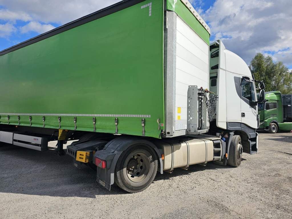 Fahrzeugabbildung Iveco 480 Stralis, Retrader, 2 Kreis-Hydraulik