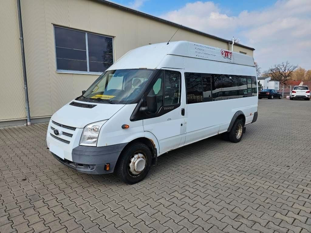 Fahrzeugabbildung Ford Transit Trend 17 Sitzer