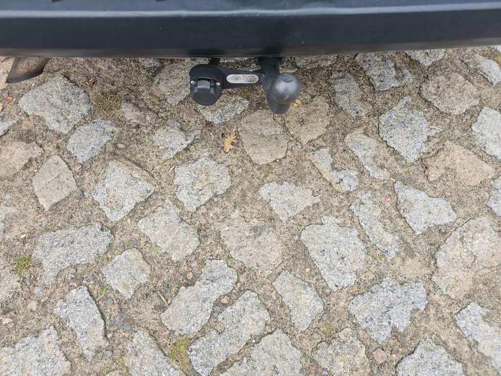 Fahrzeugabbildung Mercedes-Benz 300 TE-24 ( 124 ) voll renoviert, Schaltgetriebe