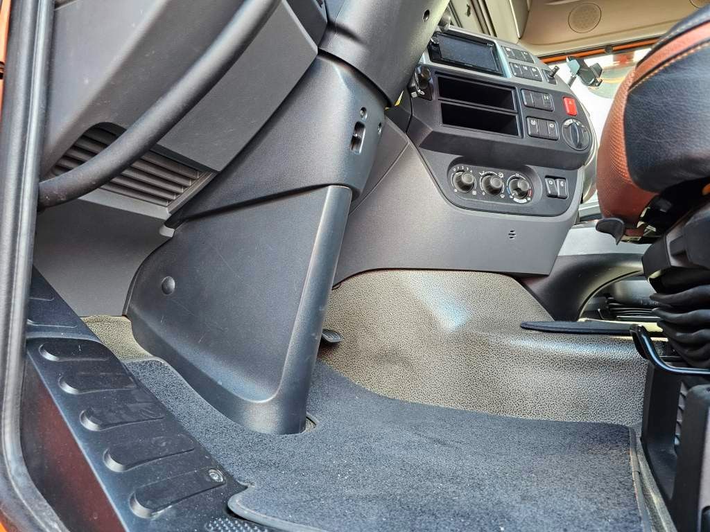 Fahrzeugabbildung DAF XF 510 SSC auf 620 PS optimiert, Nebenabtrieb