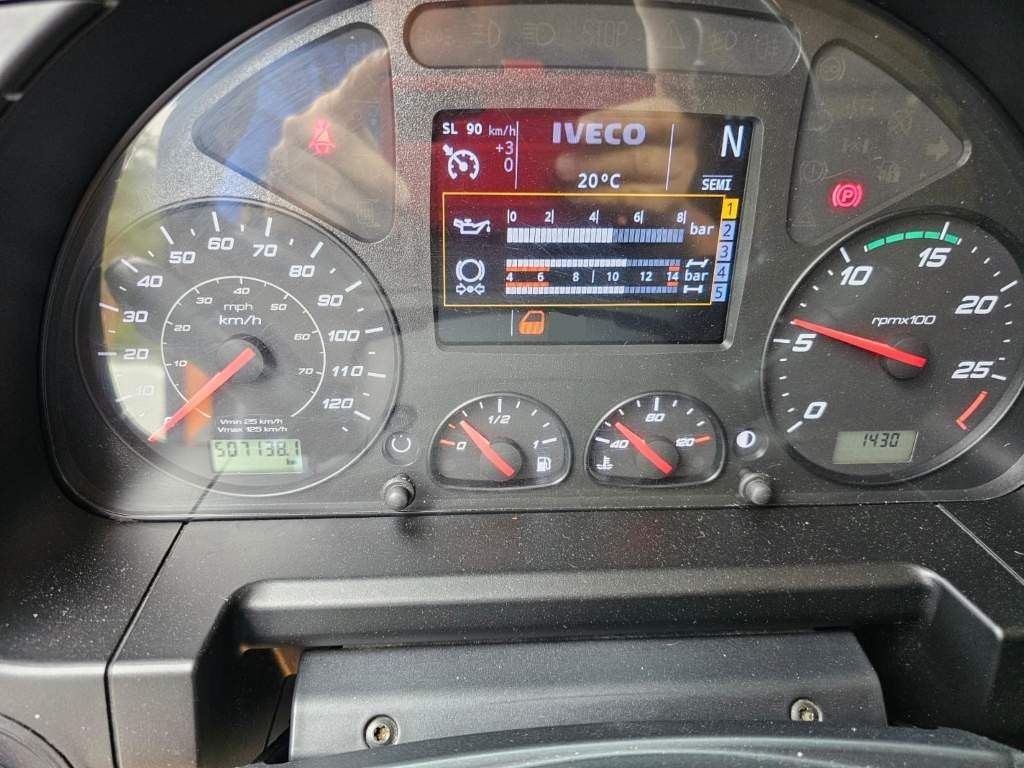 Fahrzeugabbildung Iveco 460, Retrader, CNG, voll durchrepariert