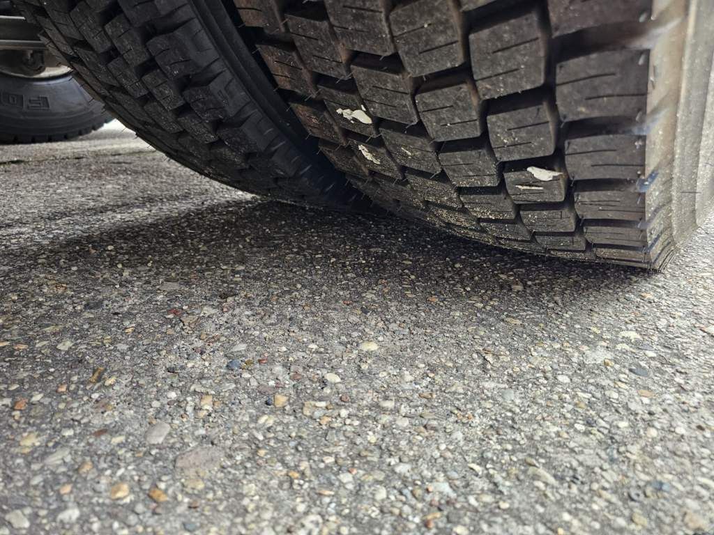 Fahrzeugabbildung Iveco 460, Retrader, CNG, voll durchrepariert