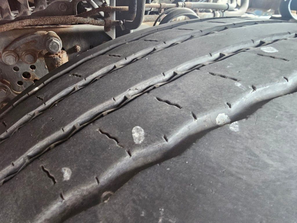 Fahrzeugabbildung Mercedes-Benz 2545 BDF Twistlook, Klima, Euro 6, 2 x AHK