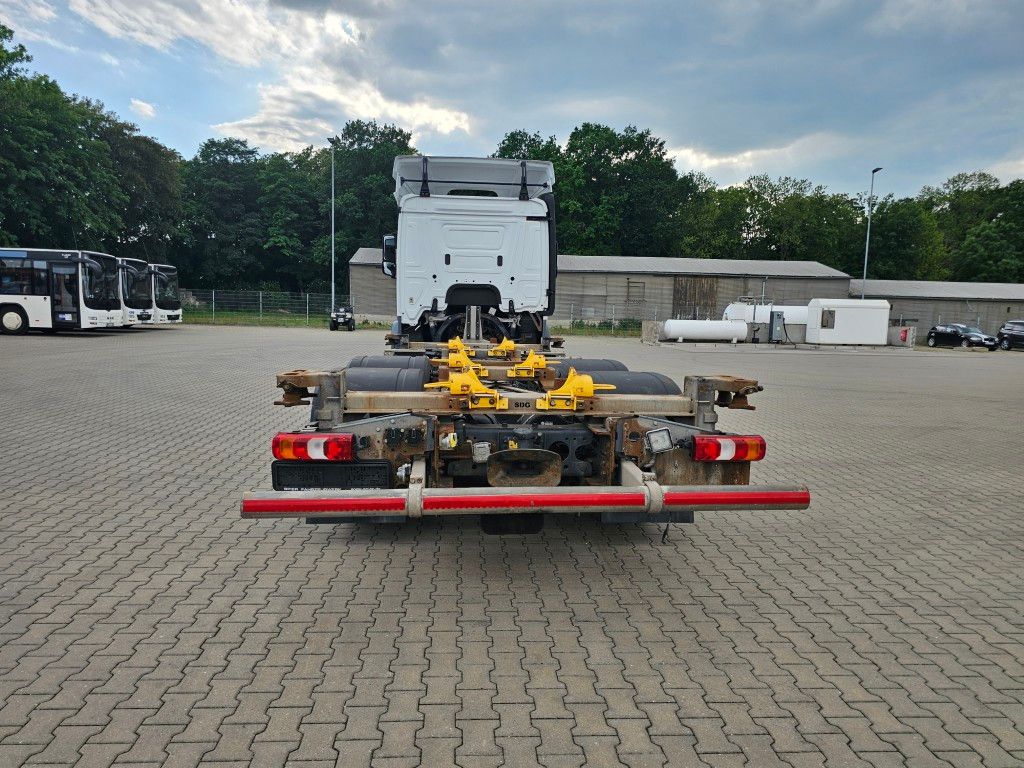 Fahrzeugabbildung Mercedes-Benz 2545 BDF Twistlook, Klima, Euro 6, 2 x AHK