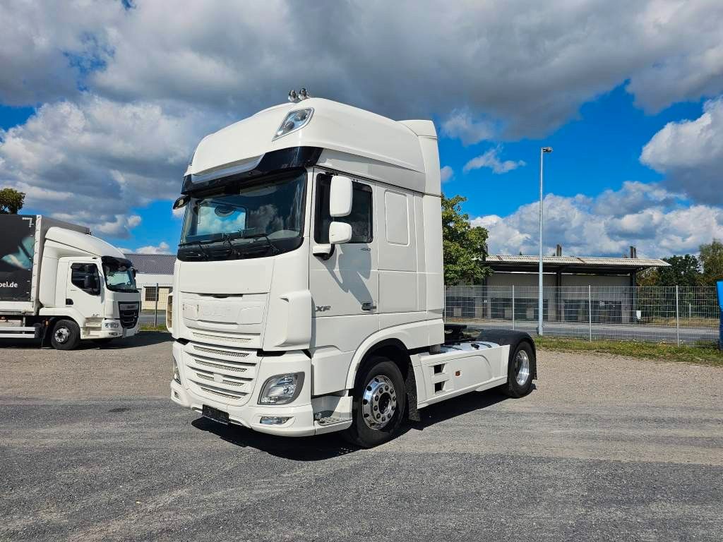 Fahrzeugabbildung DAF XF 450 SSC, Vollspoiler, ZF Intarder