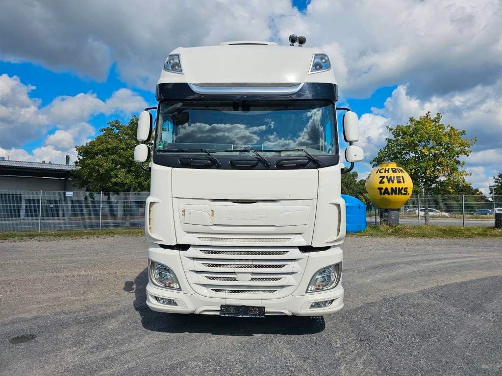 Fahrzeugabbildung DAF XF 450 SSC, Vollspoiler, ZF Intarder