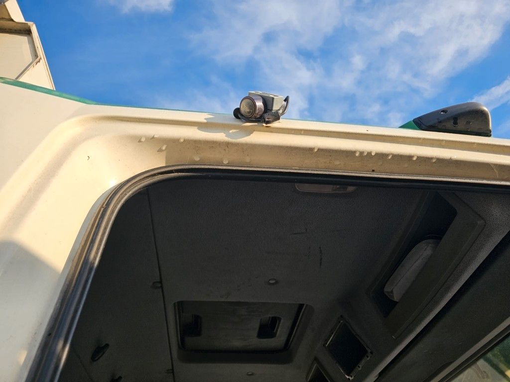 Fahrzeugabbildung Mercedes-Benz 1527 Müllwagen, Geesinknorba 13H25, 2 Kammern