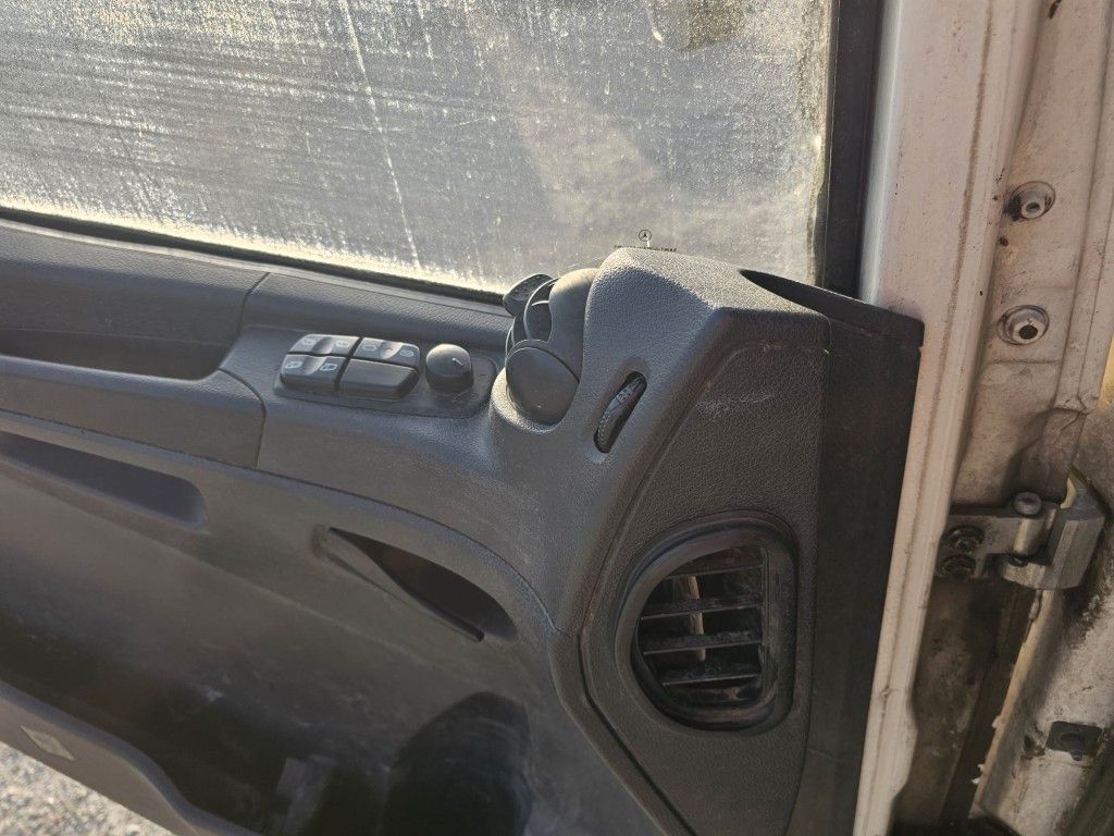 Fahrzeugabbildung Mercedes-Benz 1527 Müllwagen, Geesinknorba 13H25, 2 Kammern