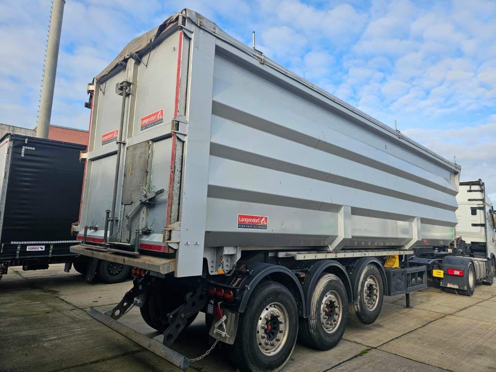 Fahrzeugabbildung Langendorf 53,6 cbm Stahlmulde, Lift, SAF Scheibe, Türen