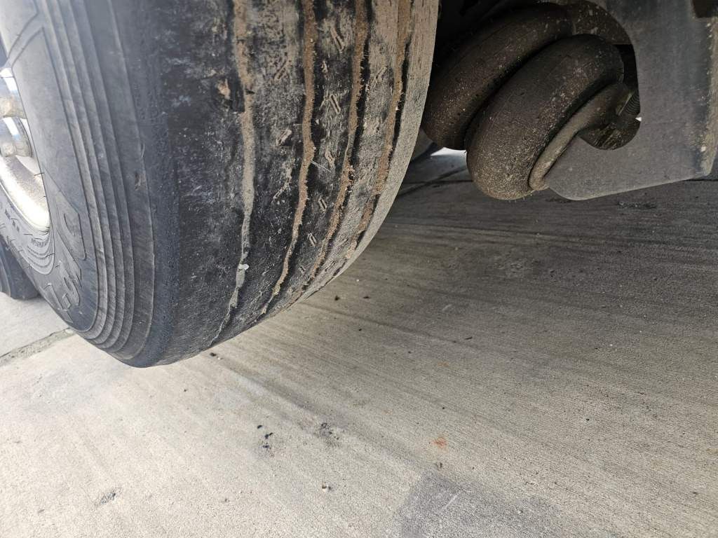 Fahrzeugabbildung Langendorf 53,6 cbm Stahlmulde, Lift, SAF Scheibe, Türen